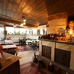 Otel Turkish Cave House